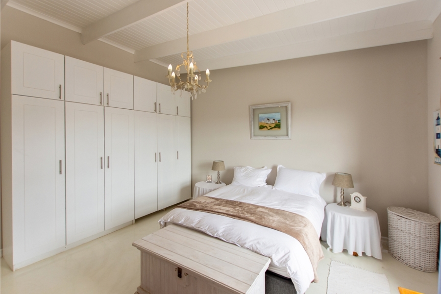 7 Bedroom Property for Sale in Paternoster Western Cape